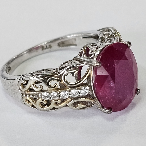 Genuine Niassa Ruby & White Zircon Ring 14k/Platinum over 925 Size 7 Fin… - Picture 4 of 7